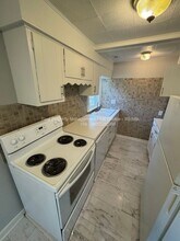 328 N Volutsia in Wichita, KS - Building Photo - Building Photo