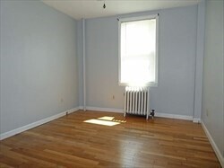 210 N Main St in Middleboro, MA - Building Photo - Building Photo