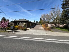 13643 E Burnside St, Unit 13651 in Portland, OR - Building Photo