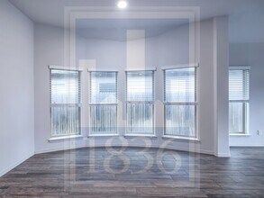 308 Lacey Oak Lp in San Marcos, TX - Building Photo - Building Photo