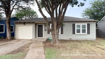 2706 37th St, Unit 1206 in Lubbock, TX - Building Photo