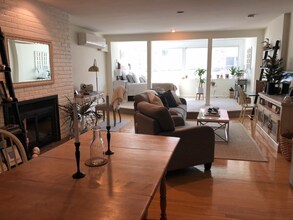 1926 Lombard St-Unit -2. floor in Philadelphia, PA - Foto de edificio - Building Photo