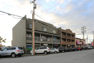 12051 2nd Ave in Richmond, BC - Building Photo - Building Photo