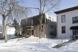 2809 Pleasant Ave S in Minneapolis, MN - Building Photo - Building Photo