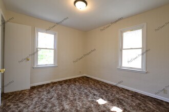 1408 Woodruff Rd in Joliet, IL - Building Photo - Building Photo