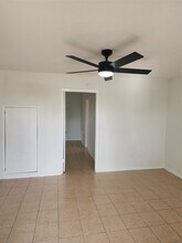 14033 Garber Ln in Houston, TX - Building Photo - Building Photo
