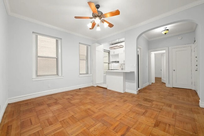 property at 400 Riverside Dr