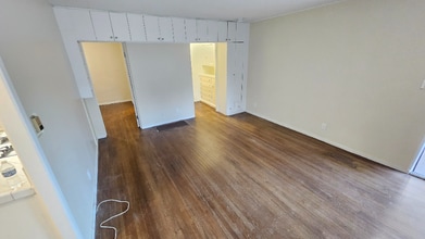 519 N Gardner St in Los Angeles, CA - Foto de edificio - Building Photo