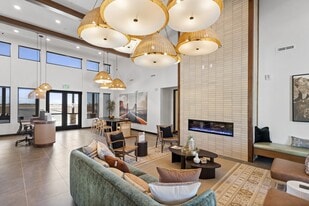 Mesa Vista in Casa Grande, AZ - Building Photo