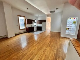 87 Elliott Ave, Unit 3 in Yonkers, NY - Building Photo