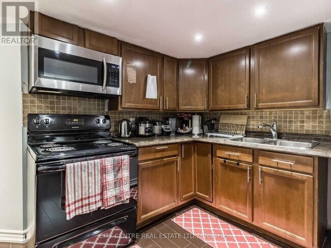 property at 218 Valleyway Dr