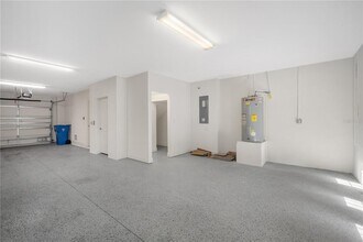 4055 Rocky Shores Dr in Tampa, FL - Building Photo - Building Photo