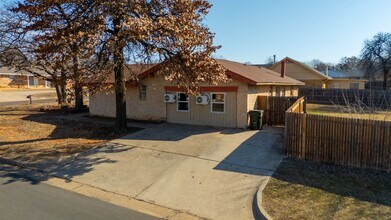 8500 Del Arbole Dr in Midwest City, OK - Building Photo - Building Photo