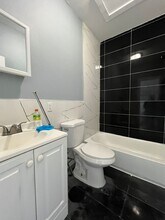 170 Fulton Ave, Unit 2 in Jersey City, NJ - Building Photo - Building Photo