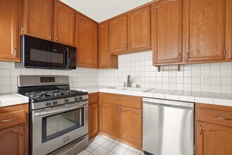 1123 Flores St in West Hollywood, CA - Building Photo - Building Photo