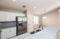 2260 W Hayden Peak Dr in San Tan Valley, AZ - Building Photo - Building Photo