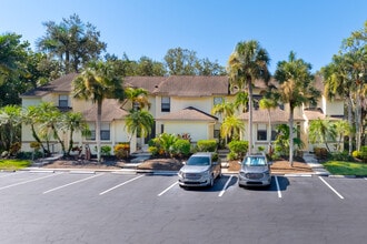 Parkside Condominiums in Ft. Myers, FL - Building Photo - Building Photo