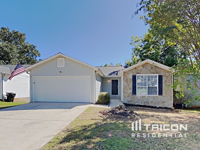 321 Autumn Lake Dr in Mcdonough, GA - Building Photo - Building Photo