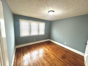 1137 Muskegon Ave NW in Grand Rapids, MI - Building Photo - Building Photo