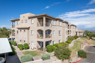 Four Peaks in Fountain Hills, AZ - Foto de edificio - Building Photo