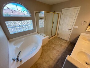 842 Trout Stream Ct in Henderson, NV - Foto de edificio - Building Photo