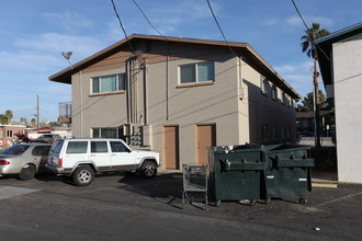 2300 Clifford Ave in Las Vegas, NV - Building Photo - Building Photo