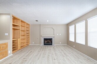 6900 Poppy Pl NW in Albuquerque, NM - Building Photo - Building Photo