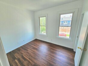 483 Ferry St in New Haven, CT - Foto de edificio - Building Photo