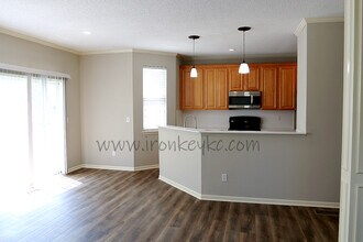 9219 Boehm Dr in Lenexa, KS - Building Photo - Building Photo