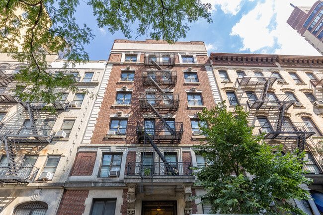 Murray Hill Apartments in New York, NY - Building Photo - Building Photo