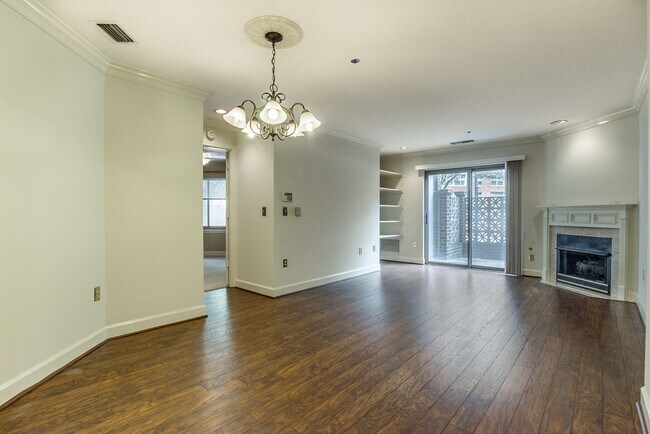 property at 1050 N Stuart St