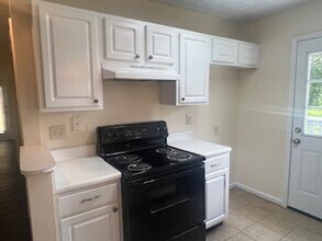 102 Pier Point in Griffin, GA - Building Photo - Building Photo