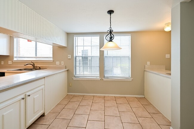 property at 1219 Briarmead Dr