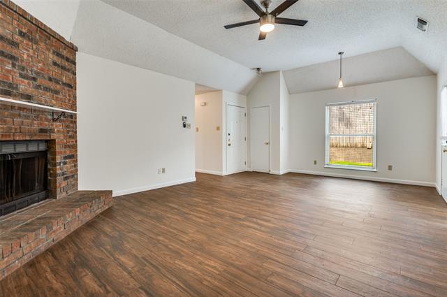 232 S Pipeline Rd W in Euless, TX - Building Photo - Building Photo