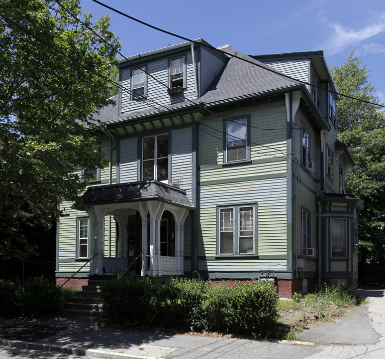 21 Princeton Ave in Providence, RI - Building Photo