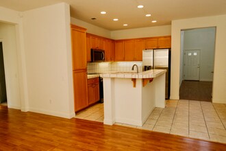 4096 Laurel Walk Ln in Turlock, CA - Building Photo - Building Photo