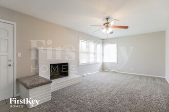 7712 Arlington Ave in Raytown, MO - Building Photo - Building Photo