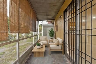 5415 NW 27th St in Lauderhill, FL - Foto de edificio - Building Photo