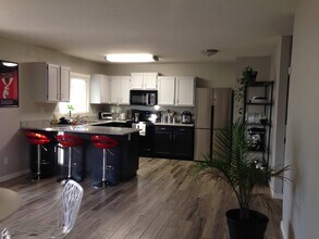 4718 W Bluefield Ave in Glendale, AZ - Building Photo - Building Photo