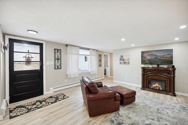 property at 26 N Aurora Rd
