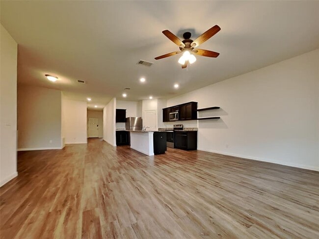 13101 John Calhoun Dr in Manor, TX - Building Photo - Building Photo