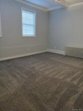 15 Main St in Wallkill, NY - Foto de edificio - Building Photo