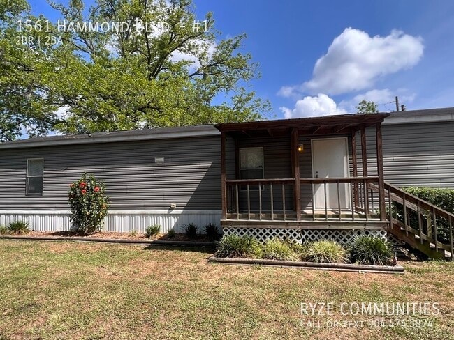 property at 1561 Hammond Blvd