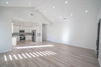 26976 Sand Canyon Rd in Santa Clarita, CA - Building Photo - Building Photo