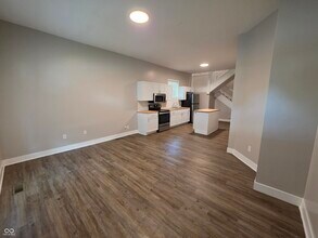 329 N Sherman Dr in Indianapolis, IN - Building Photo - Building Photo
