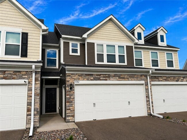 5382 94th Ln N in Brooklyn Park, MN - Building Photo - Building Photo