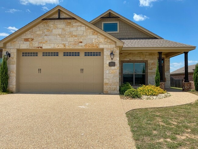 property at 3025 Silver Saddle Dr