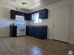 942 E St in Brawley, CA - Building Photo - Building Photo