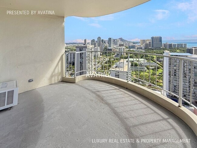 469 Ena Rd in Honolulu, HI - Foto de edificio - Building Photo