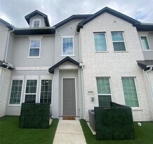 12400 Greens Rd in Atascocita, TX - Building Photo